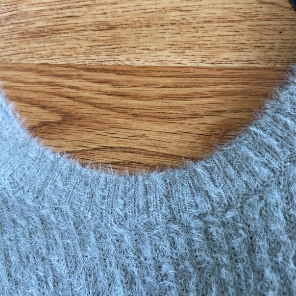 NWT Hollister Reversible Sweater L - Picture 3 of 11